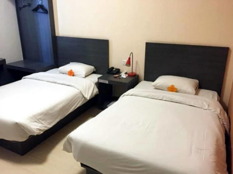 Ibis Beijing Capital Airport Hotel Shunyi Bagian luar foto